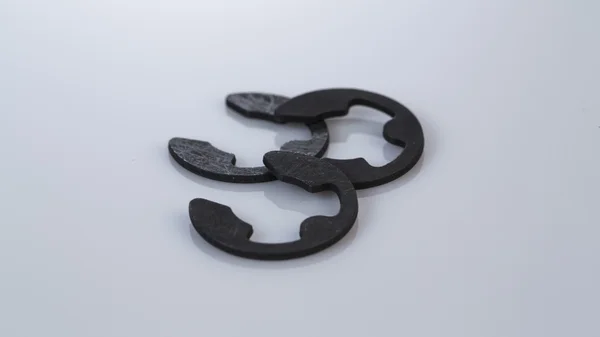 Kaplamalı cıvata ve vidalar bir yansıtıcı yüzeyi