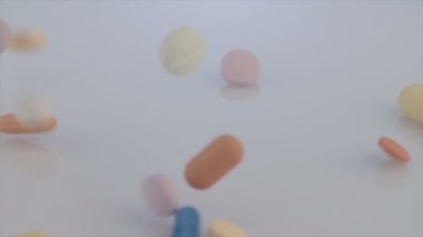 Düşen çeşitli doğum kontrol hapları 