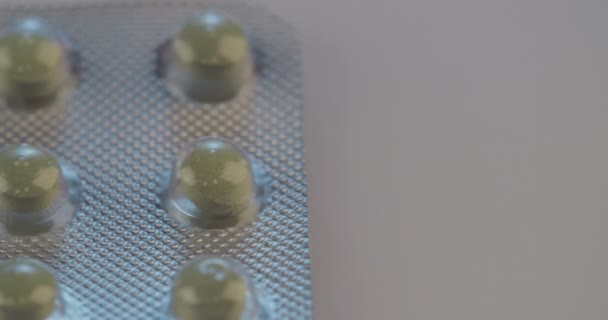 Primer plano de la inyección de medicamentos recetados — Vídeo de stock