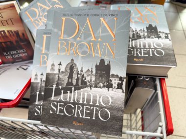 Tarvisio, İtalya - 17 Ekim 2025: Dan Brown 'ın 