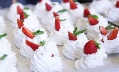 Tatlı çilek bizet yapım süreci