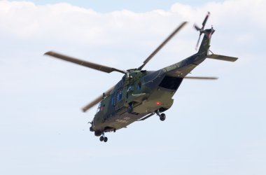 taktik asker helikopter Nh90
