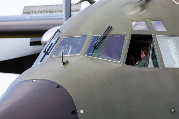 Cockpit från ett Transall C-160 transport plan — Stockfoto