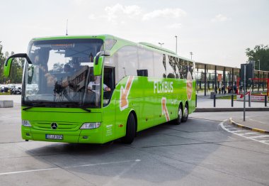 Alman mercedes benz otobüs flixbus 
