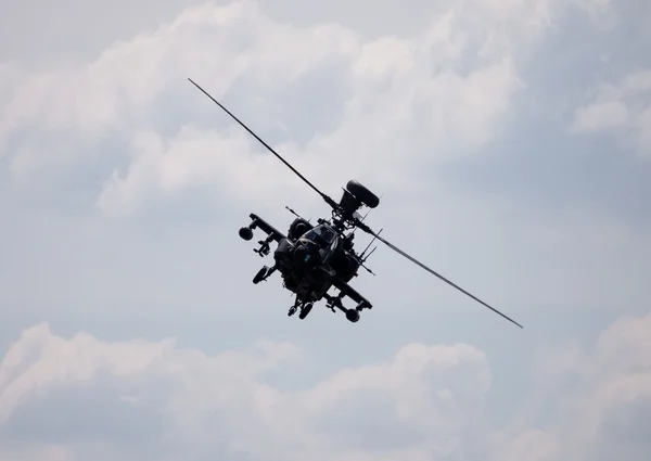 Boing ah-64 Apachen-Flüge — Stockfoto