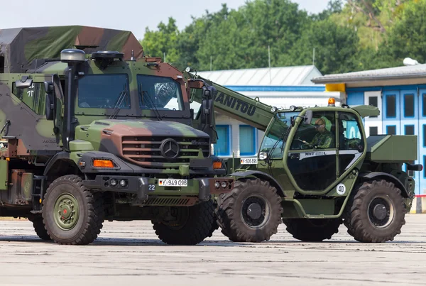 Немецкий военный грузовик, Mercedes-Benz Zetros — стоковое фото
