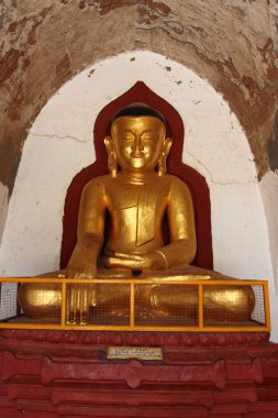Thatbyinnyu, eski altın Buddha statue pagoda tapınak Bagan, Myanmar