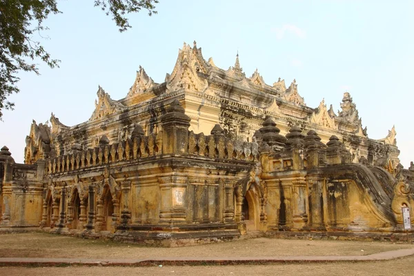 Maha Aung Mye Bon Zan manastırda Inwa, Mandalay, Myanmar