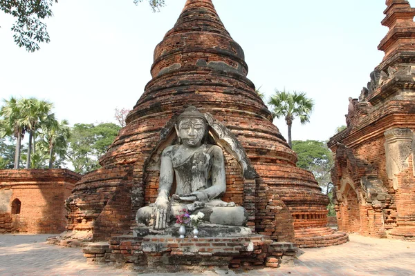 Yadana Hsemee Pagoda, Inwa, Mandalay, Myanmar — Foto Stock