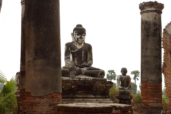 Yadana Hsemee Pagoda, Inwa, Mandalay, Myanmar — Foto Stock