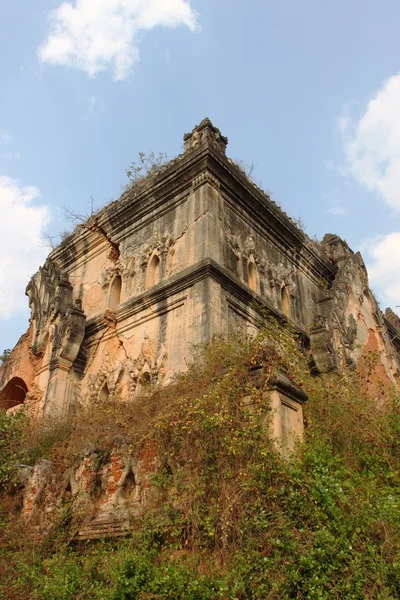 インワ マンダレー近郊で古い寺院を遺跡します。ミャンマー — ストック写真