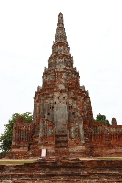Templo de Chaiwatthanaram no Parque Histórico de Ayutthaya, província de Ayutthaya, Tailândia — Fotografia de Stock