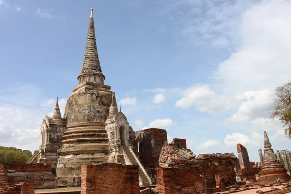 Wat Phra Si Sanphet. Ayutthaya történelmi park, Thaiföld. — Stock Fotó
