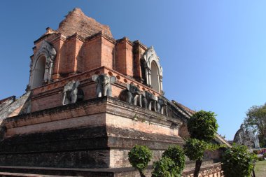 Antik pagoda wat chedi luang Tapınağı'chiang Mai, Tayland