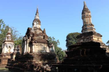 WAT Chedi Ched Thaeo Si Satchanalai tarihi Park Tayland