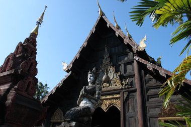 Antik pagoda wat chedi luang Tapınağı'chiang Mai, Tayland