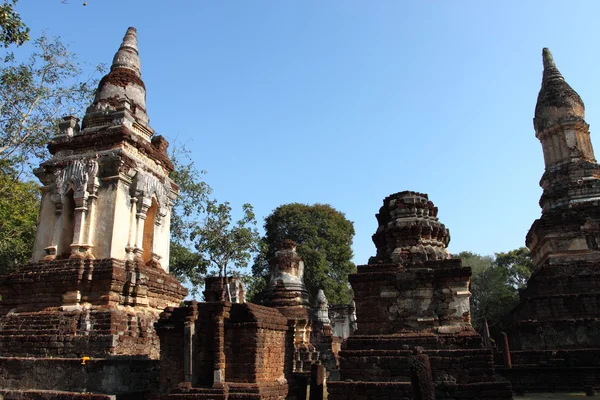 Wat chedi ched thaeo si satchanalai historischer Park Thailand — Stockfoto