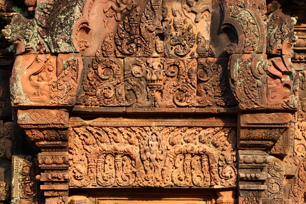 Temple banteay sssh in angkor — стоковое фото