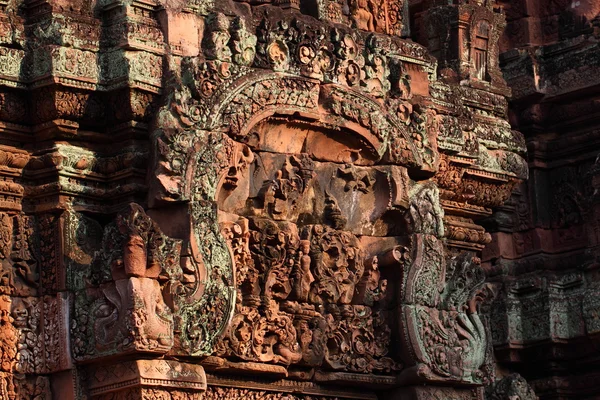 Temple banteay sssh in angkor — стоковое фото