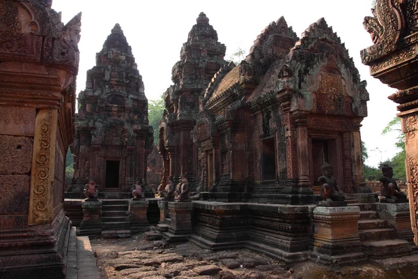 Templo banteay srei en angkor —  Fotos de Stock