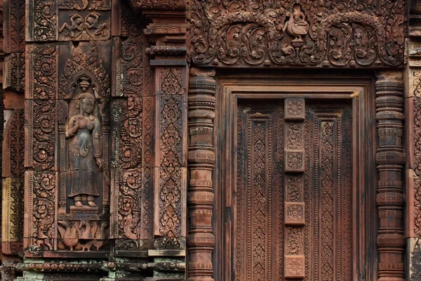 Tapınak Banteay Srei Angkor içinde — Stok fotoğraf