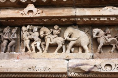 Khajuraho Tapınağı ve onların erotik heykeller, Hindistan