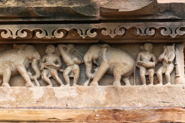 Khajuraho Tapınağı ve onların erotik heykeller, Hindistan