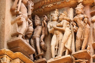 Khajuraho Tapınağı ve onların erotik heykeller, Hindistan