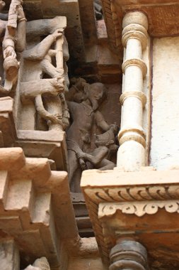 Khajuraho Tapınağı ve onların erotik heykeller, Hindistan