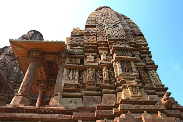 Khajuraho Tapınağı ve onların erotik heykeller, Hindistan