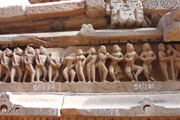 Khajuraho temples and their erotic sculptures, India — Stock Photo, Image