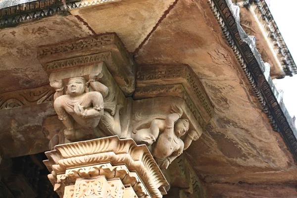 Khajuraho tempel och deras erotiska skulpturer, Indien — Stockfoto