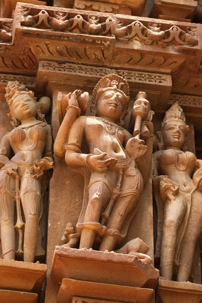 Khajuraho tempels en hun erotische beeldhouwwerken, India — Stockfoto