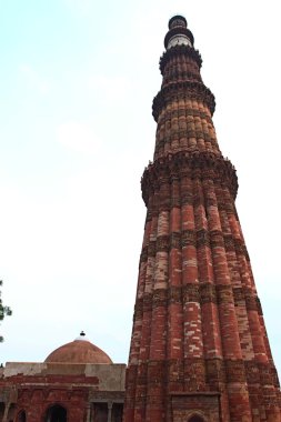 Qutb Minar 2 en yüksek minar Delhi