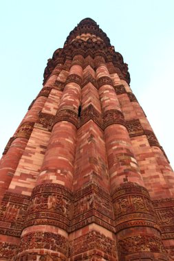 Qutb Minar 2 en yüksek minar Delhi