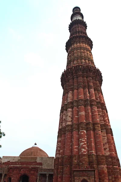 Qutb Minar 2 en yüksek minar Delhi