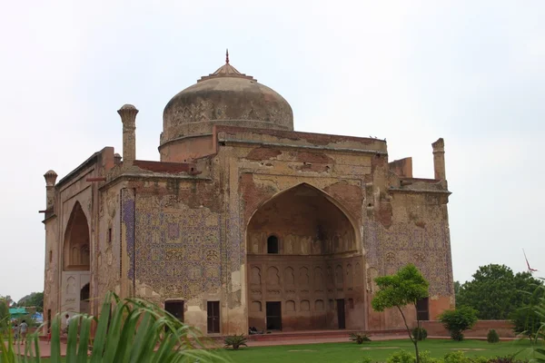 De Chini-ka-Rauzah:Tomb van Shukrullah/graf van Shukrullah — Stockfoto