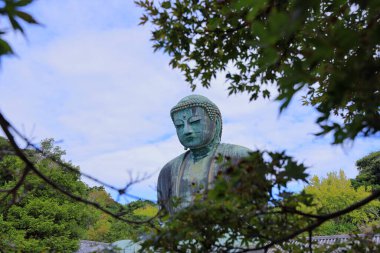 Kotoku-in, Japonya, Kanagawa, Kamakura 'da Buda' nın anıtsal bronz heykeliyle bilinen bir Budist tapınağı.