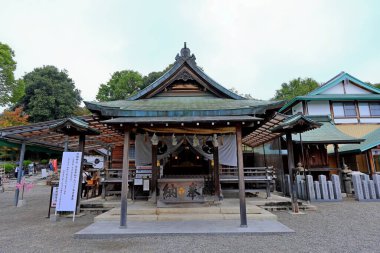 Haritsuna Tapınağı, Inuyama, Aichi, Japonya 'daki Inuyama Kalesi yakınlarında bir Shinto tapınağı.