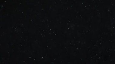 İzole bulut siyah arka plan kabarcık Bokeh toz