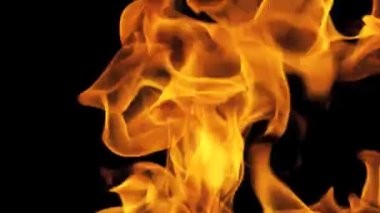 Yanan ateş alevler tam ekran