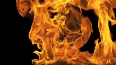 Yanan ateş alevler tam ekran