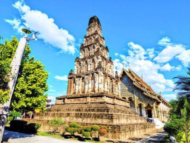 Dvaravati mimarisi, Suwan Chedi Jungkot (Ku Kut) Pagoda Wat Chammathewi (Wat Cham Thewi) tapınağı, kültürel turizm merkezi, Lamphun, Tayland 16 Kasım 2025.