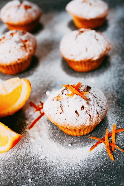 Portakal ile ev yapımı cupcakes