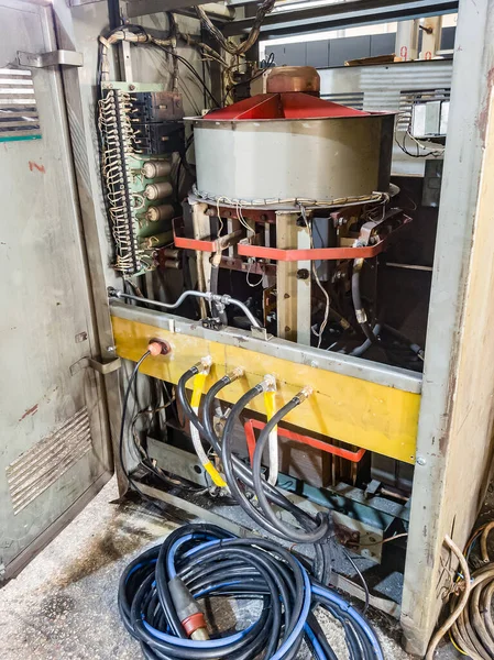 Transformador Eléctrico Industrial Con Bobinas Cables Alimentación — Foto de Stock