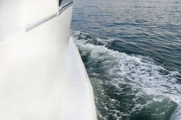 Des Vagues Mer Venant Bateau Moteur Passant Par Mer Balades — Photo