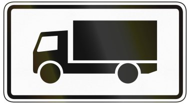 Alman trafik işareti ek paneli o anlamını belirtmek için