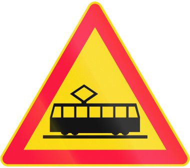 Tramvay uyarı yol işareti, Finlandiya