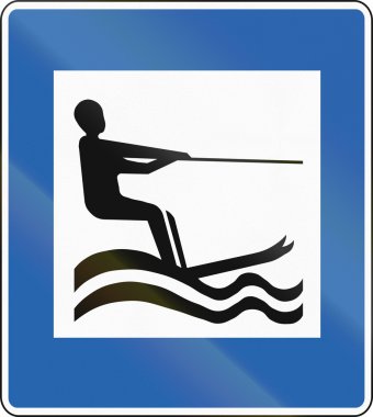 İzlanda'daki su Skiiing