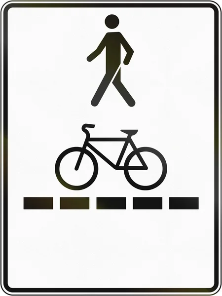 Chodnik dla pieszych i ścieżka rowerowa w Kanada — Zdjęcie stockowe